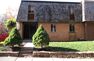 19601 Sparr Spring Rd - Photo 1 of 1