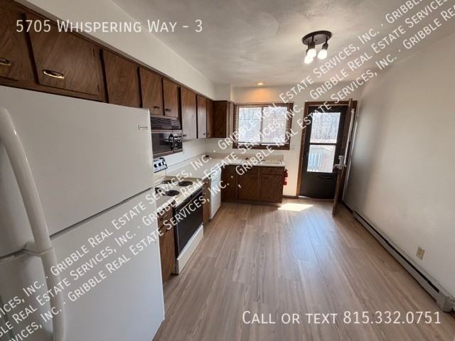 5705 Whispering Way #3 - Photo 6 of 11