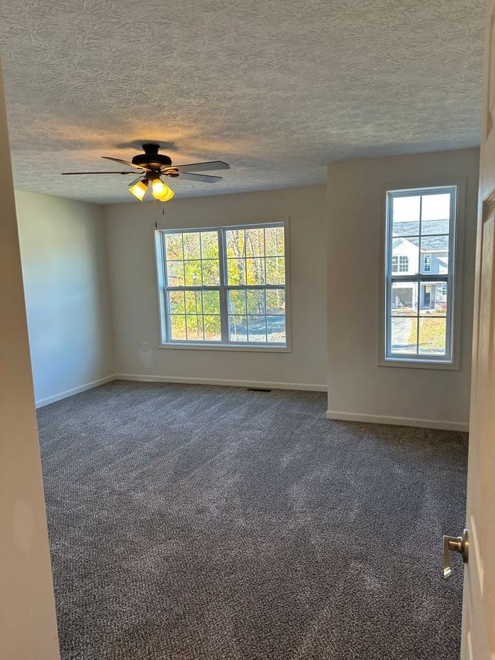 1512 Redfern Dr - Photo 6 of 22