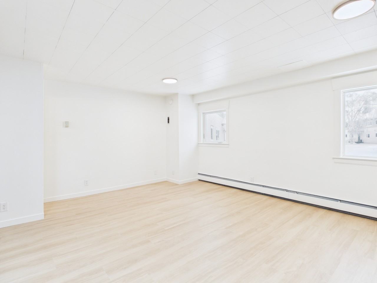 902 Gilmore St #H - Photo 3 of 9