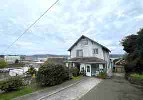 featured image of 2129 Union Ave