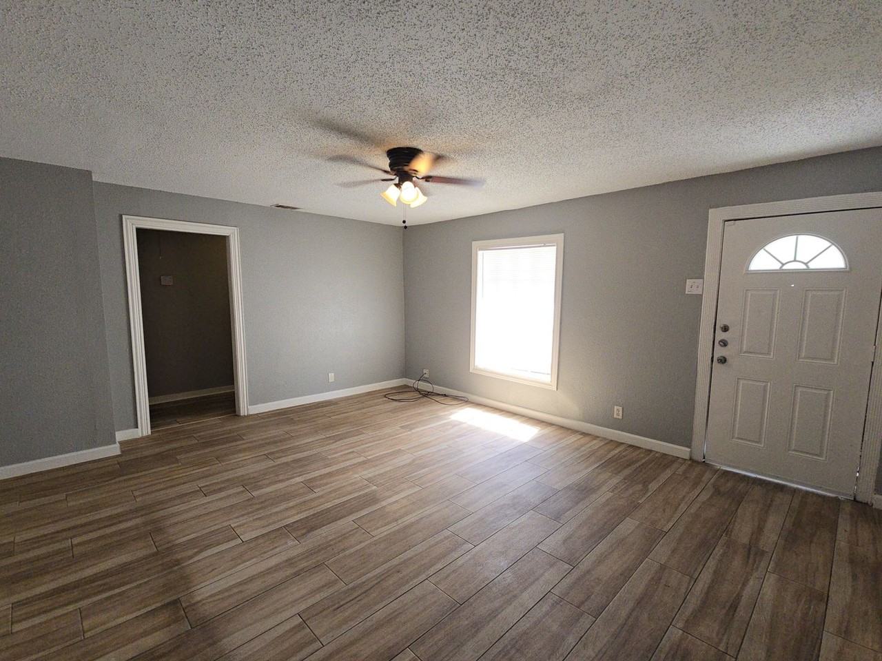 5115 Balkin St - Photo 2 of 26