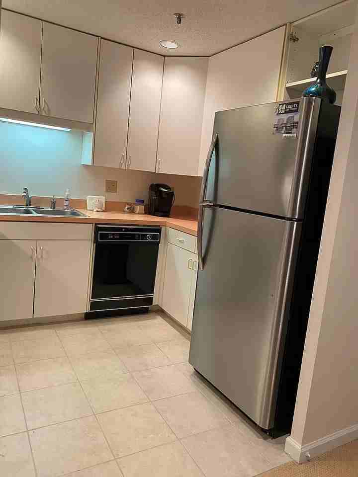 7501 River Rd #17C - Photo 4 of 15