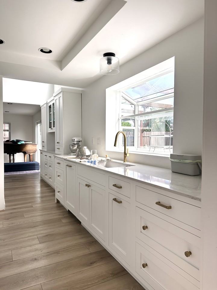 2940 Luff Ct - Photo 5 of 18