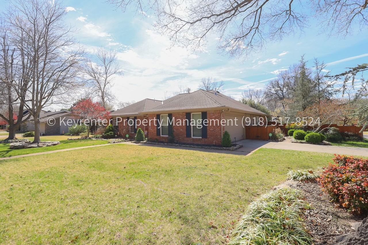 3702 E 85th Pl - Photo 4 of 50