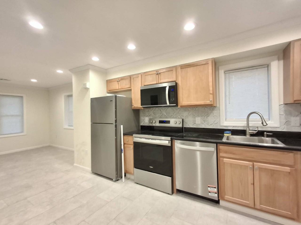 49 Hillside Ave - Photo 2 of 10