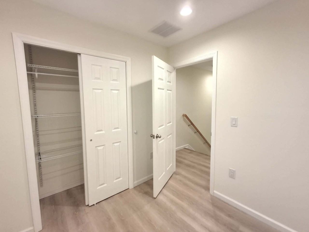 49 Hillside Ave - Photo 7 of 10