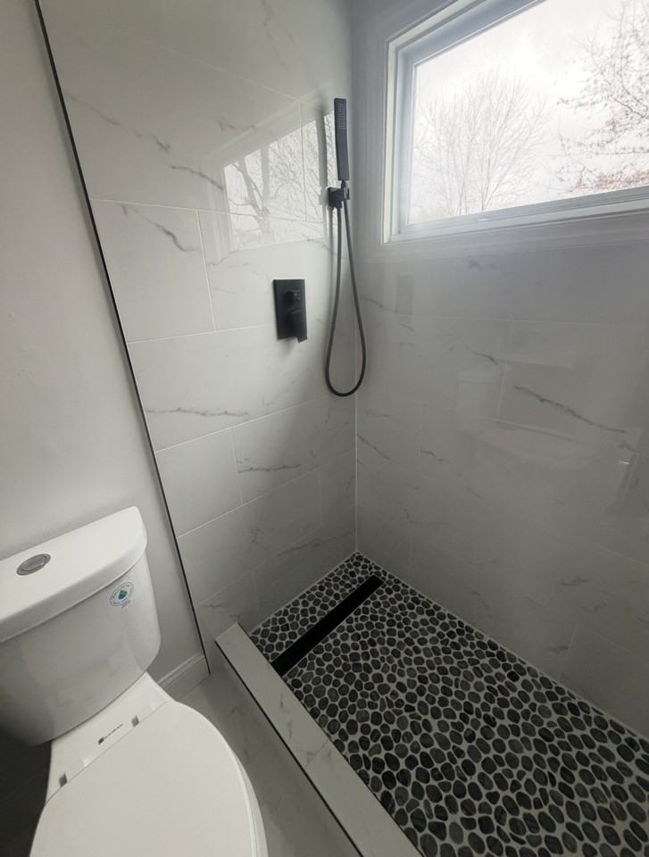 102 N Sequoia Ct - Photo 2 of 2