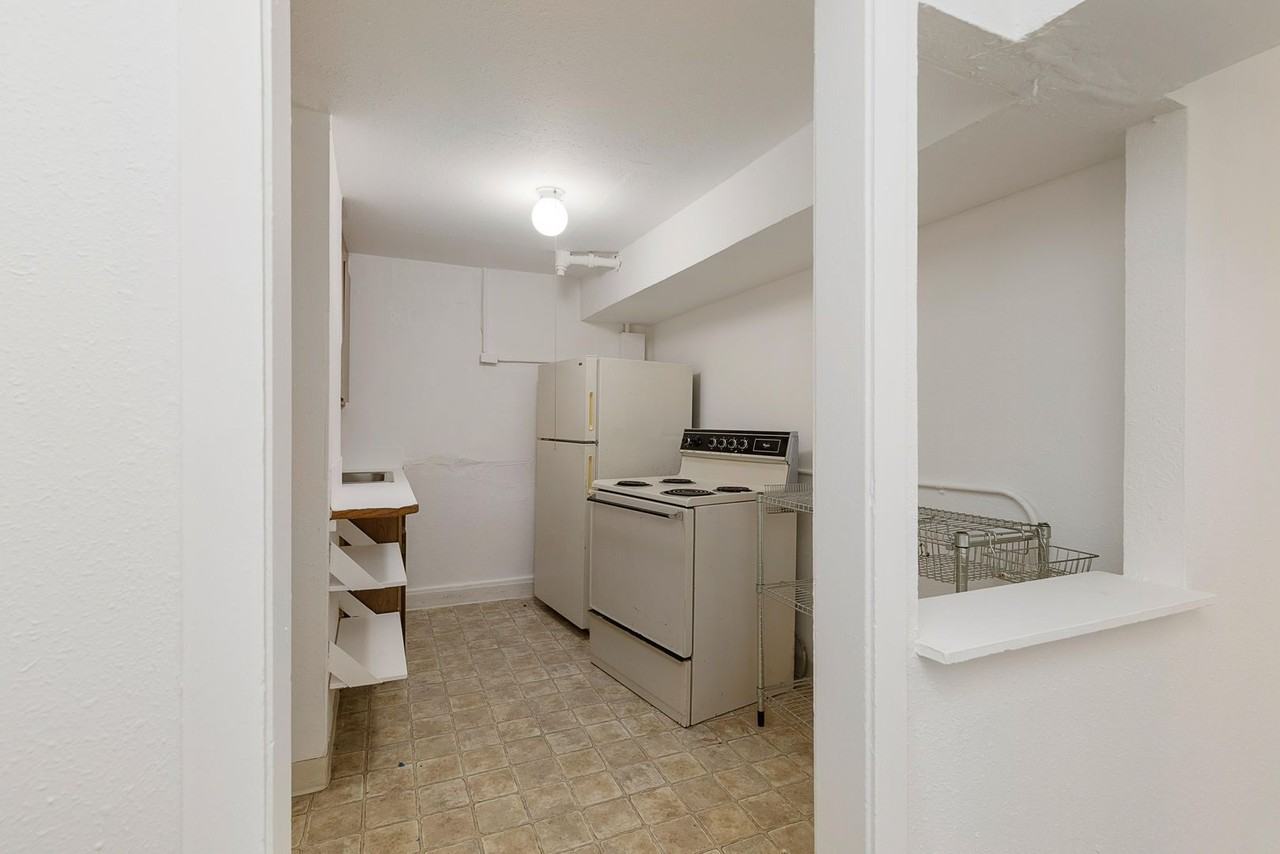 Capitola Apartments - Photo 5 of 20