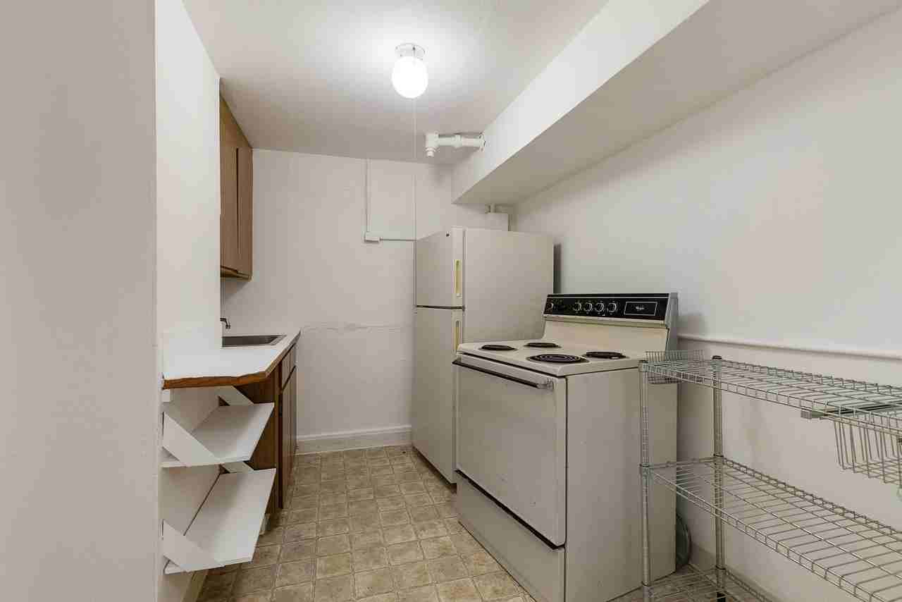 Capitola Apartments - Photo 6 of 20