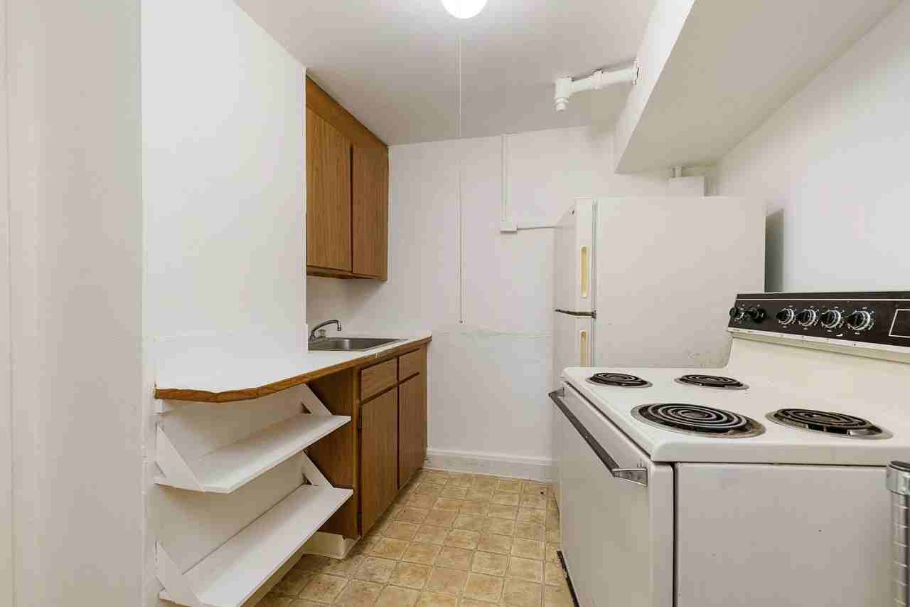 Capitola Apartments - Photo 7 of 20