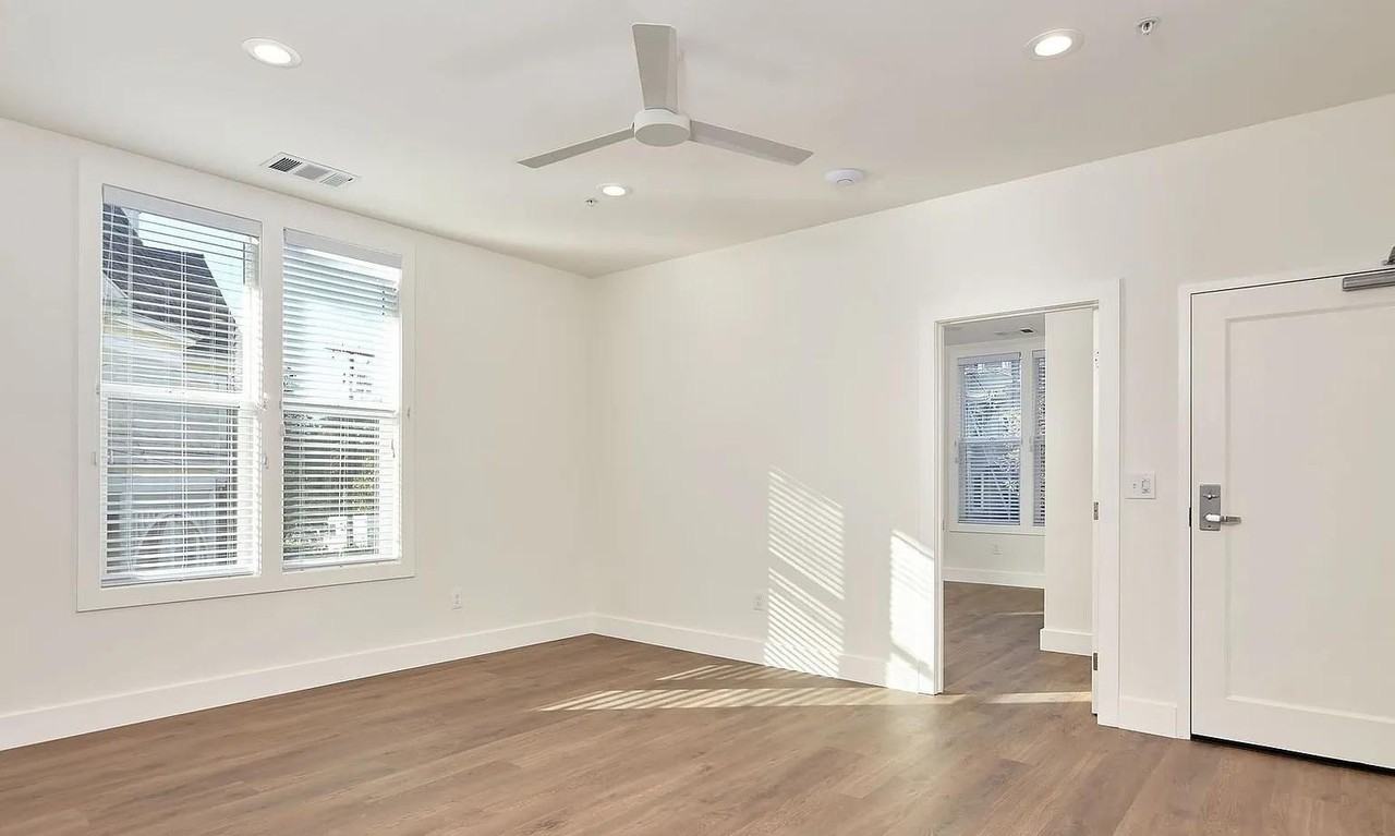 2332 Channing Way - Photo 5 of 12