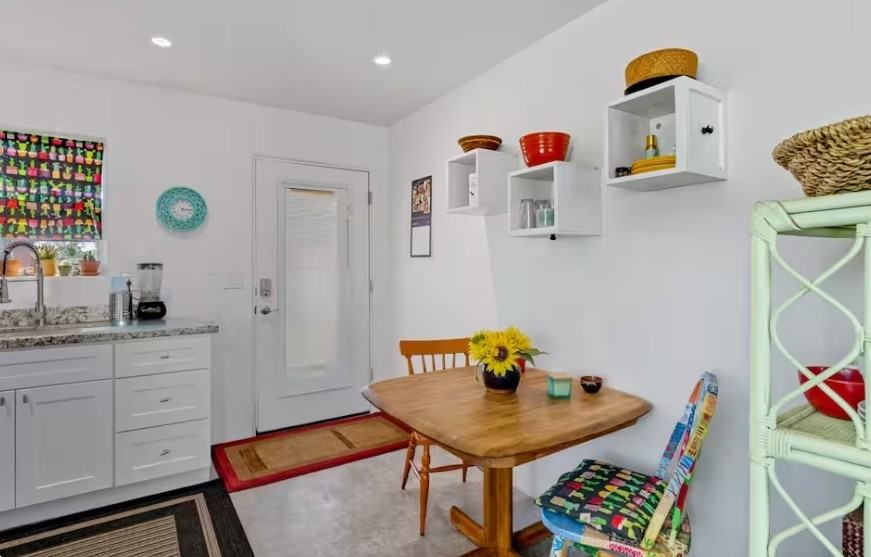 3347 East Seneca Street # 4 - Photo 6 of 24