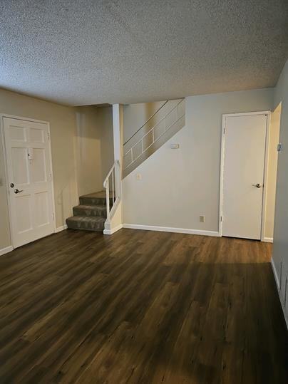 1460 Manzanita Avenue - Photo 3 of 34