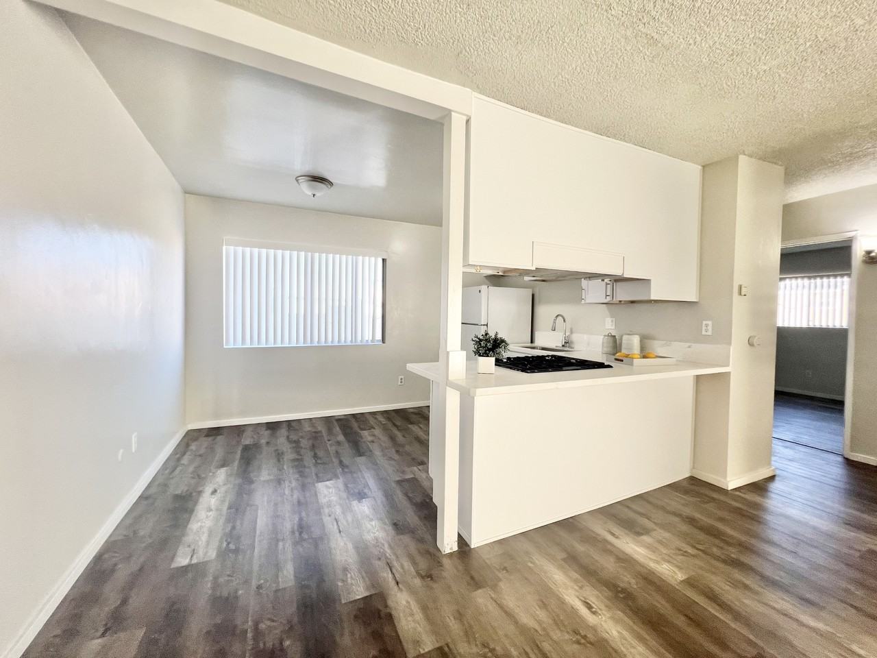 4243 Copeland Avenue - Photo 5 of 19