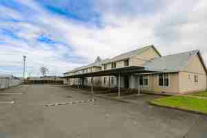 featured image of 270 Mahrt Ln Se