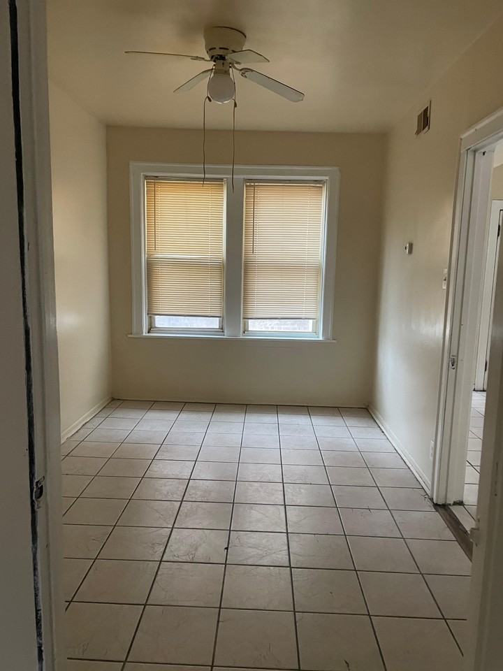 4854 West Armitage Avenue - Photo 5 of 11