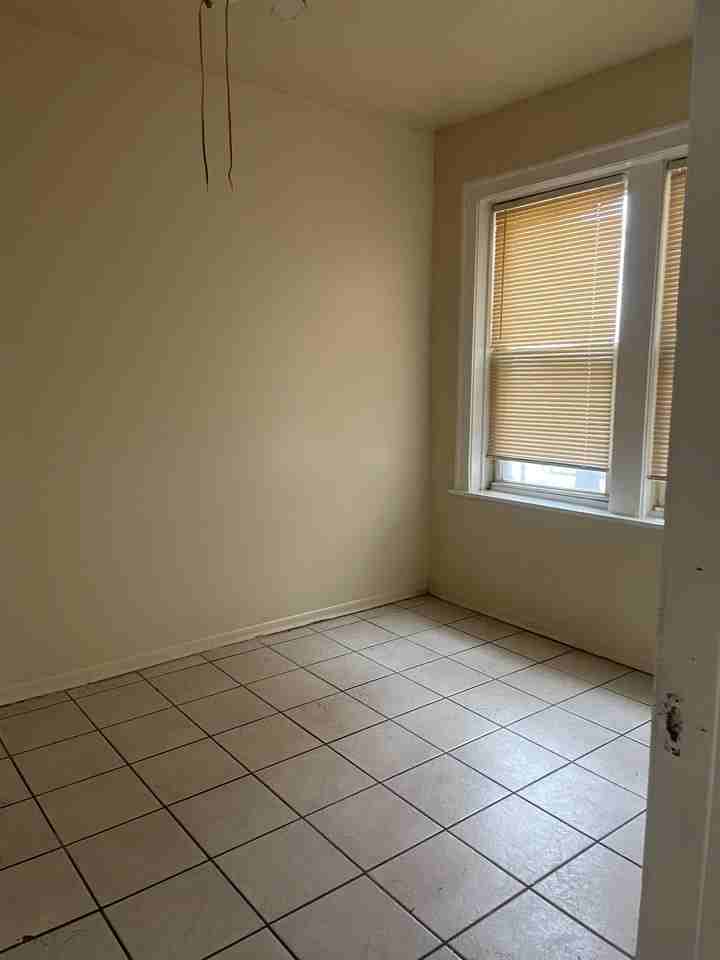 4854 West Armitage Avenue - Photo 7 of 11