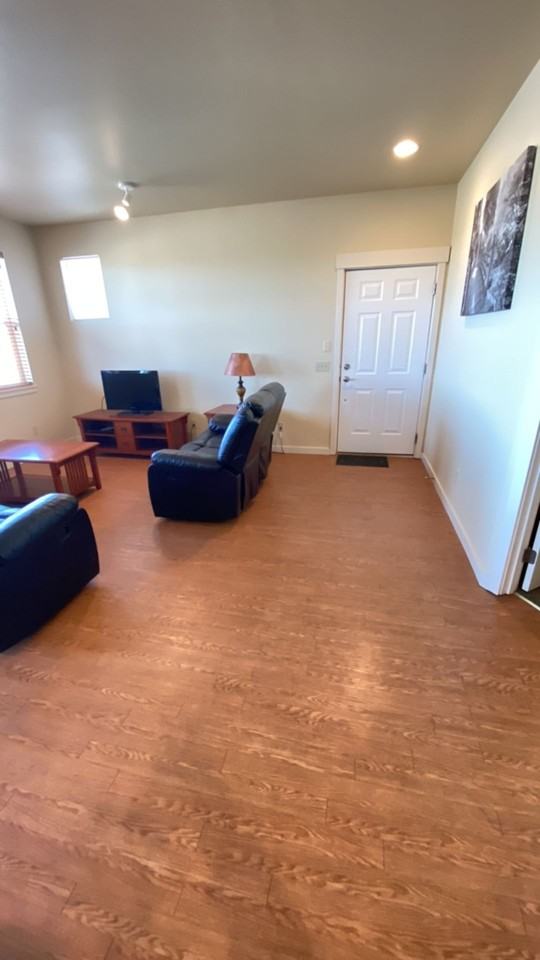 4395 Westshore Dr Ne #103 - Photo 7 of 32