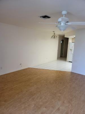 1214 Southeast 6th Street - Photo 5 of 32