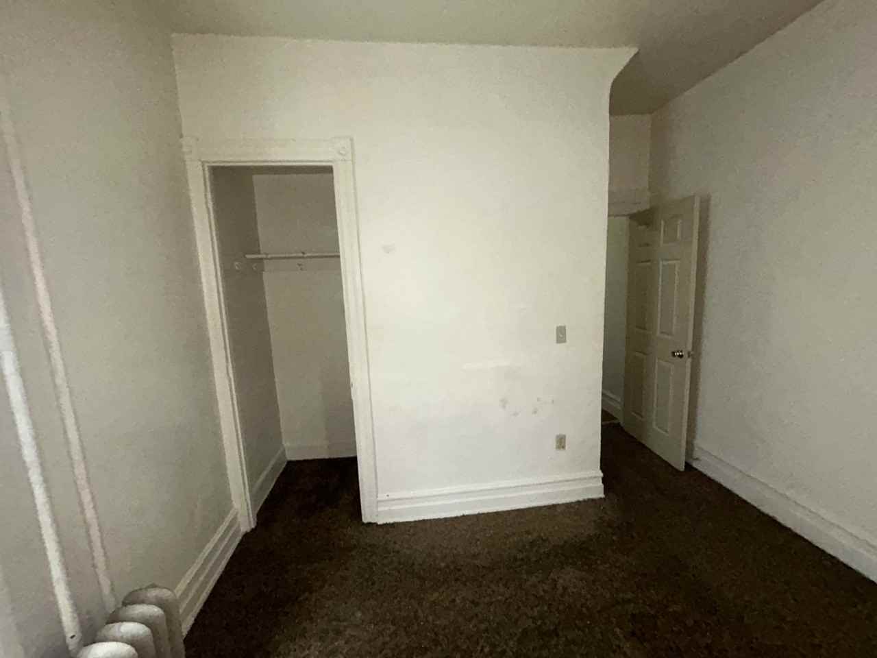 216 N 4th St - Photo 2 of 4