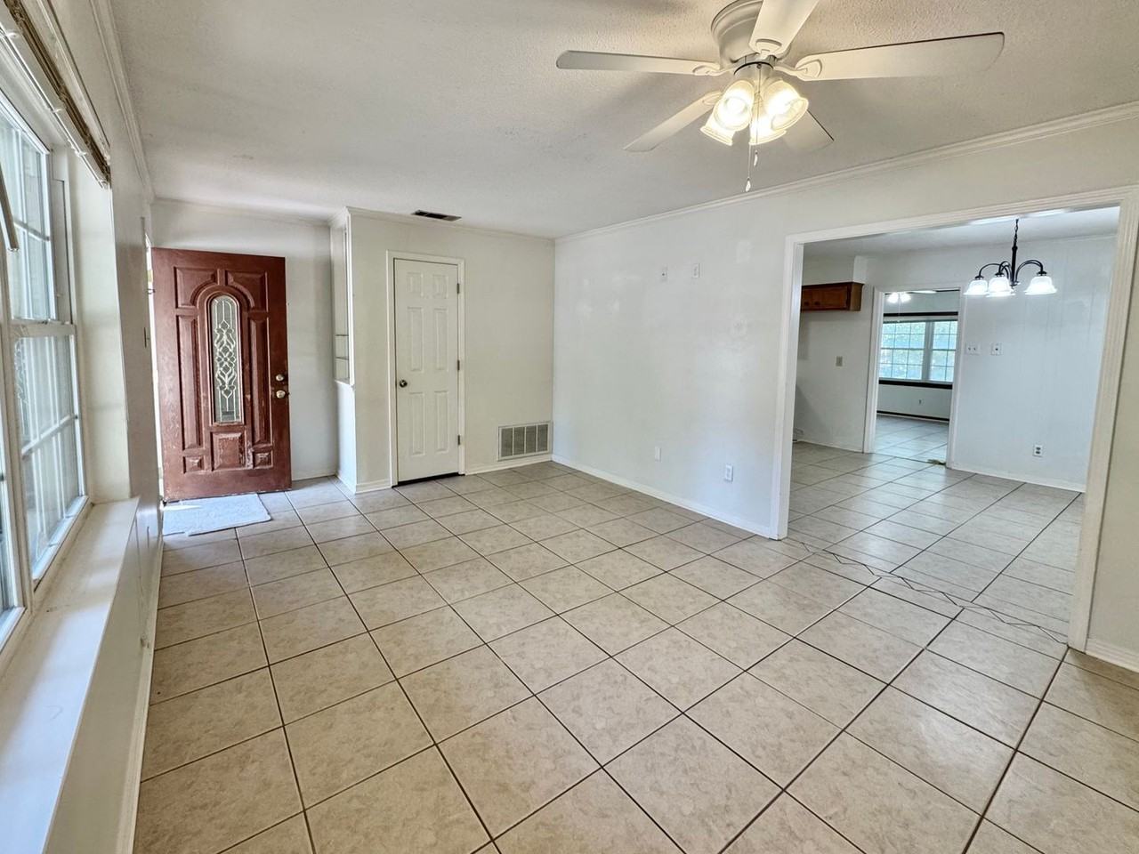 4306 Via Alta Dr - Photo 4 of 31