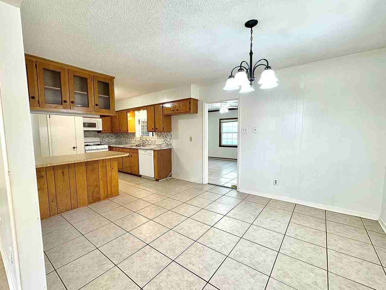 4306 Via Alta Dr - Photo 5 of 31