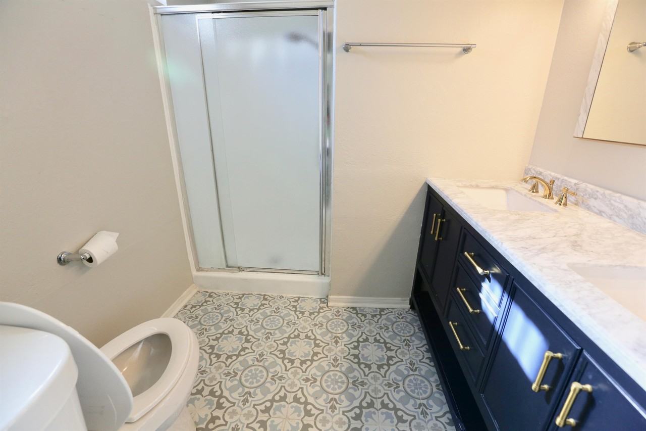 1169 N. Escondido Blvd. - Photo 5 of 50