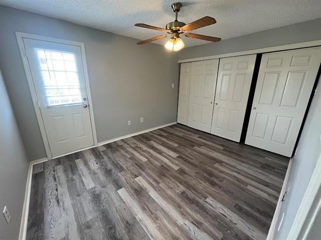 76 Carriage Lane - Photo 4 of 9