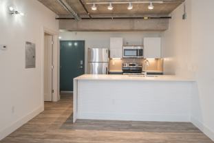 200 S Center St #202 - Photo 1 of 1