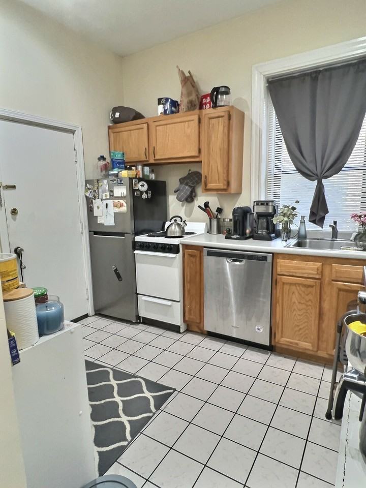 BEACON REALTY TRUST - Photo 3 of 15