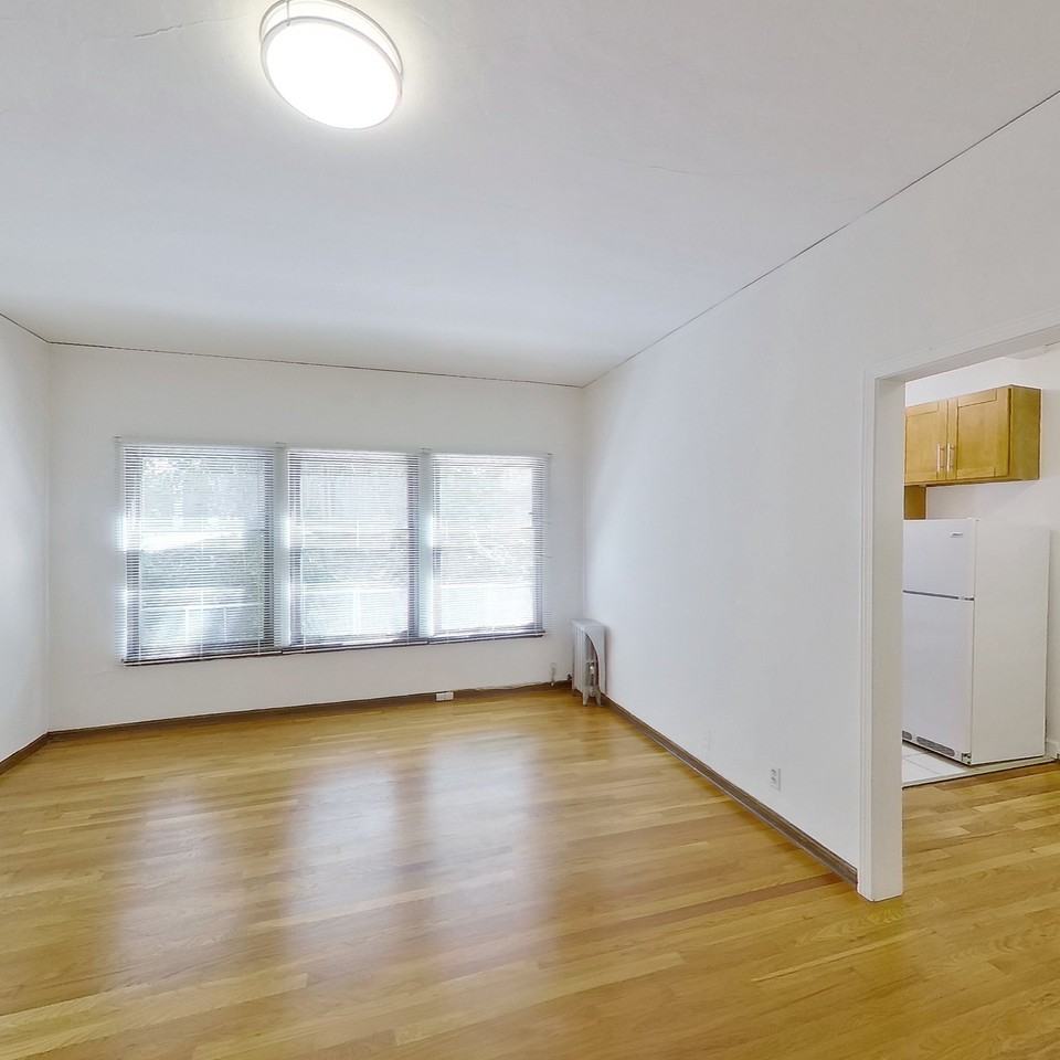 Margaret Hall - Photo 3 of 40