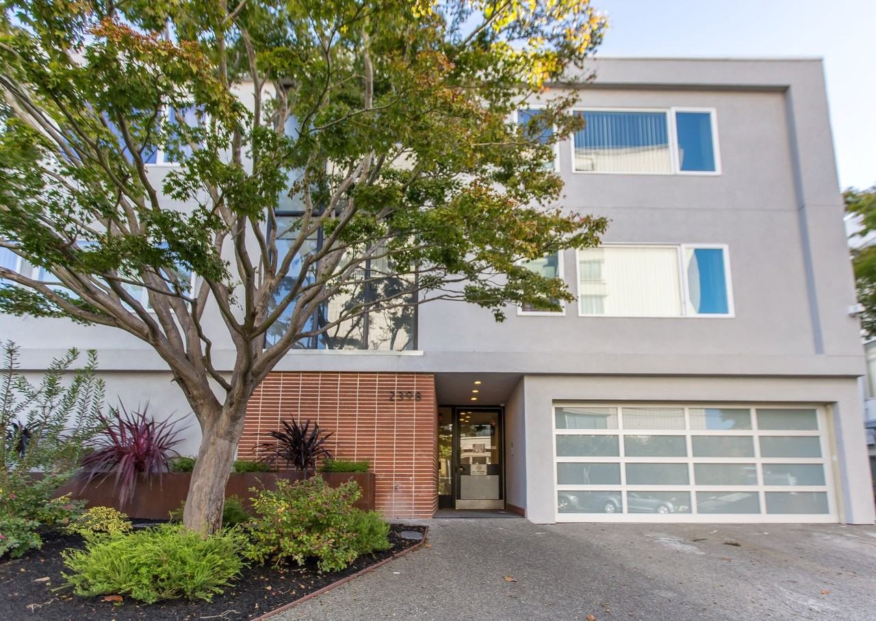 Audubon - Photo 3 of 8