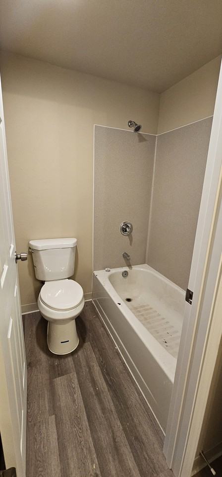 B611-3B - Photo 4 of 15