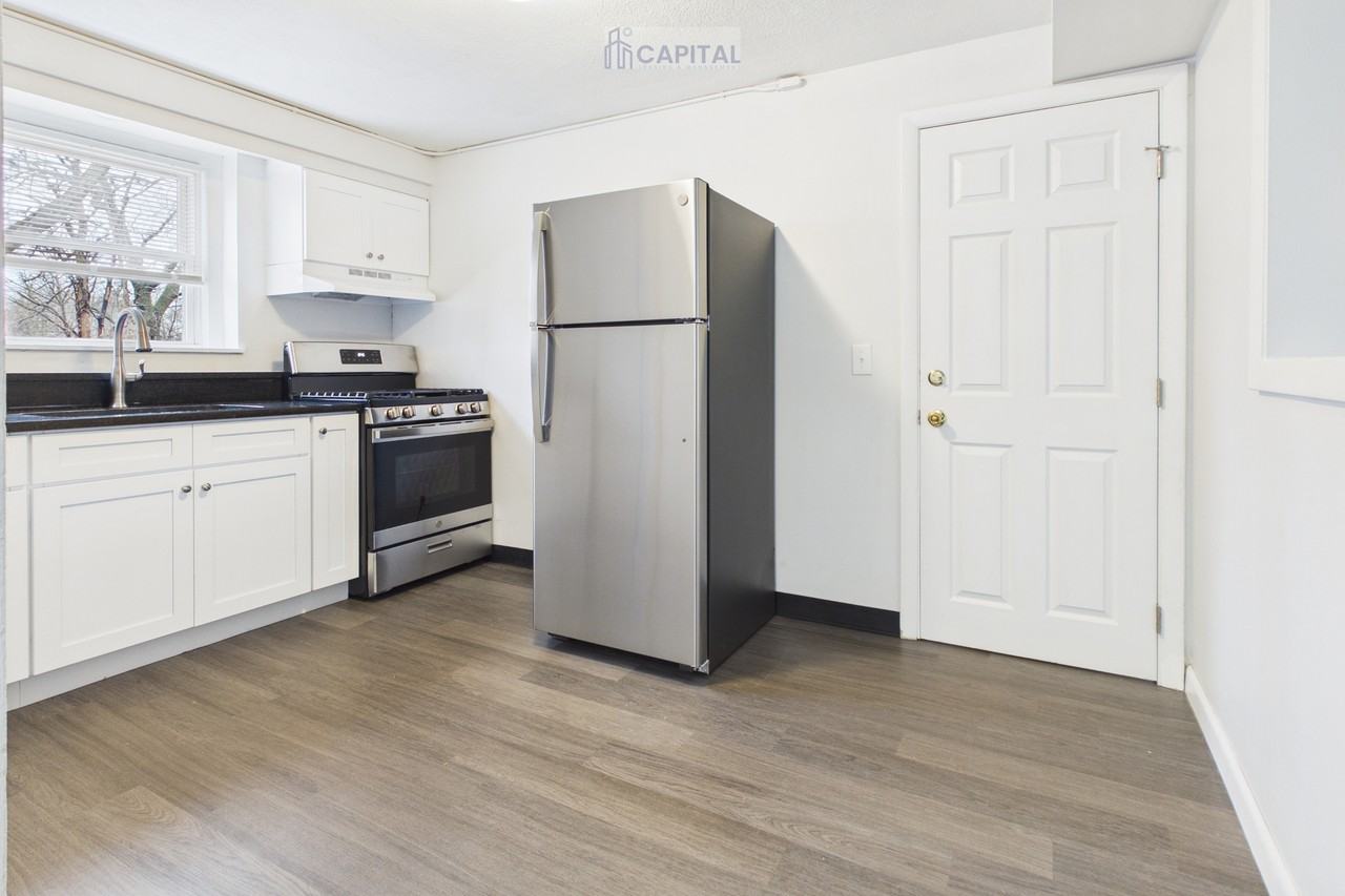 45 Alabama Avenue - Photo 4 of 11