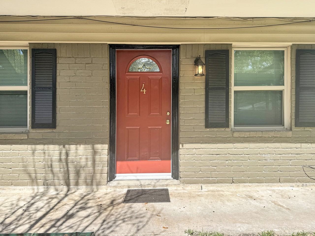 1016 East Walker Street - Photo 6 of 20