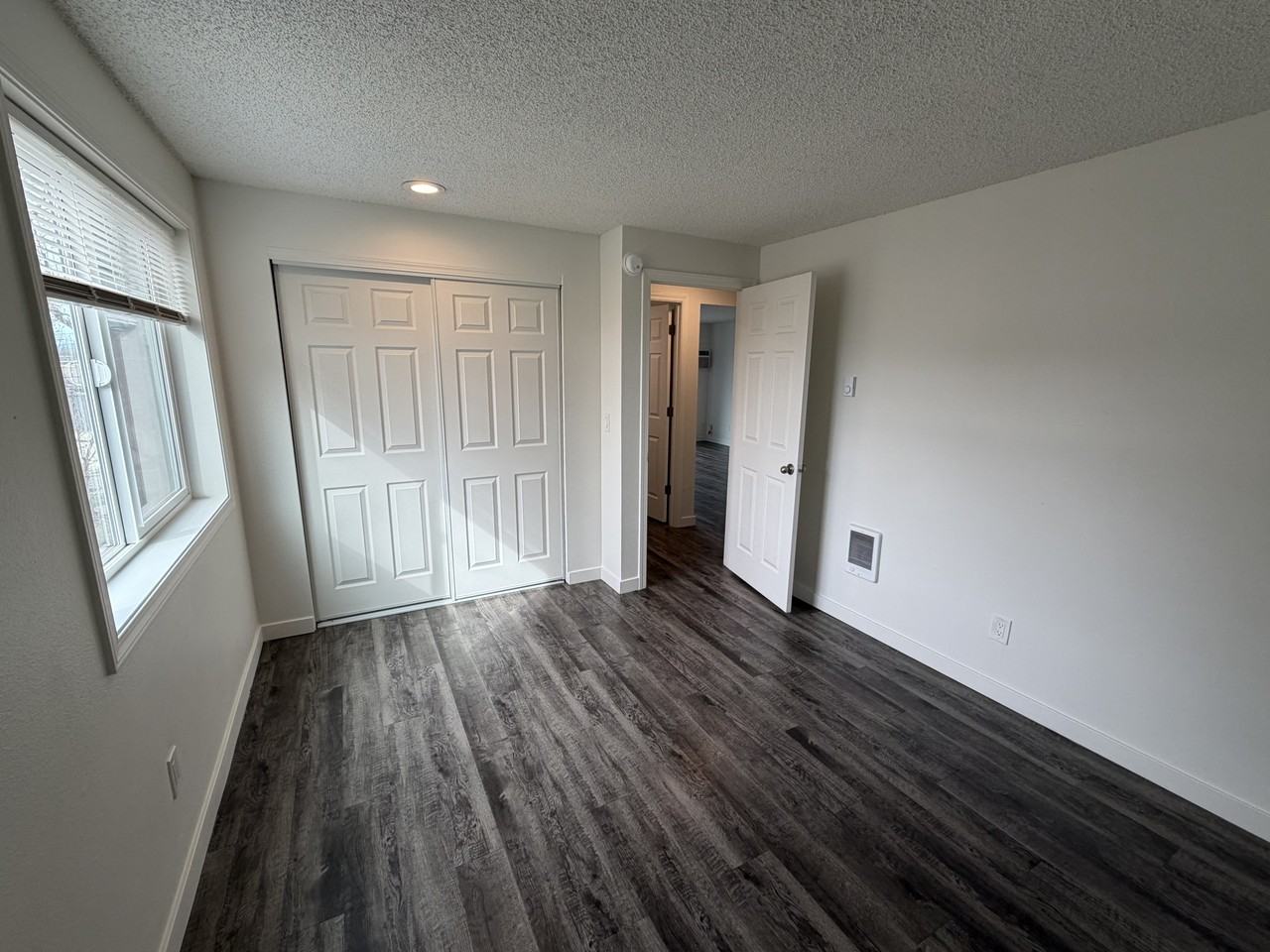 SouthRidge Apartments (1622 W 7th) - Photo 5 of 29