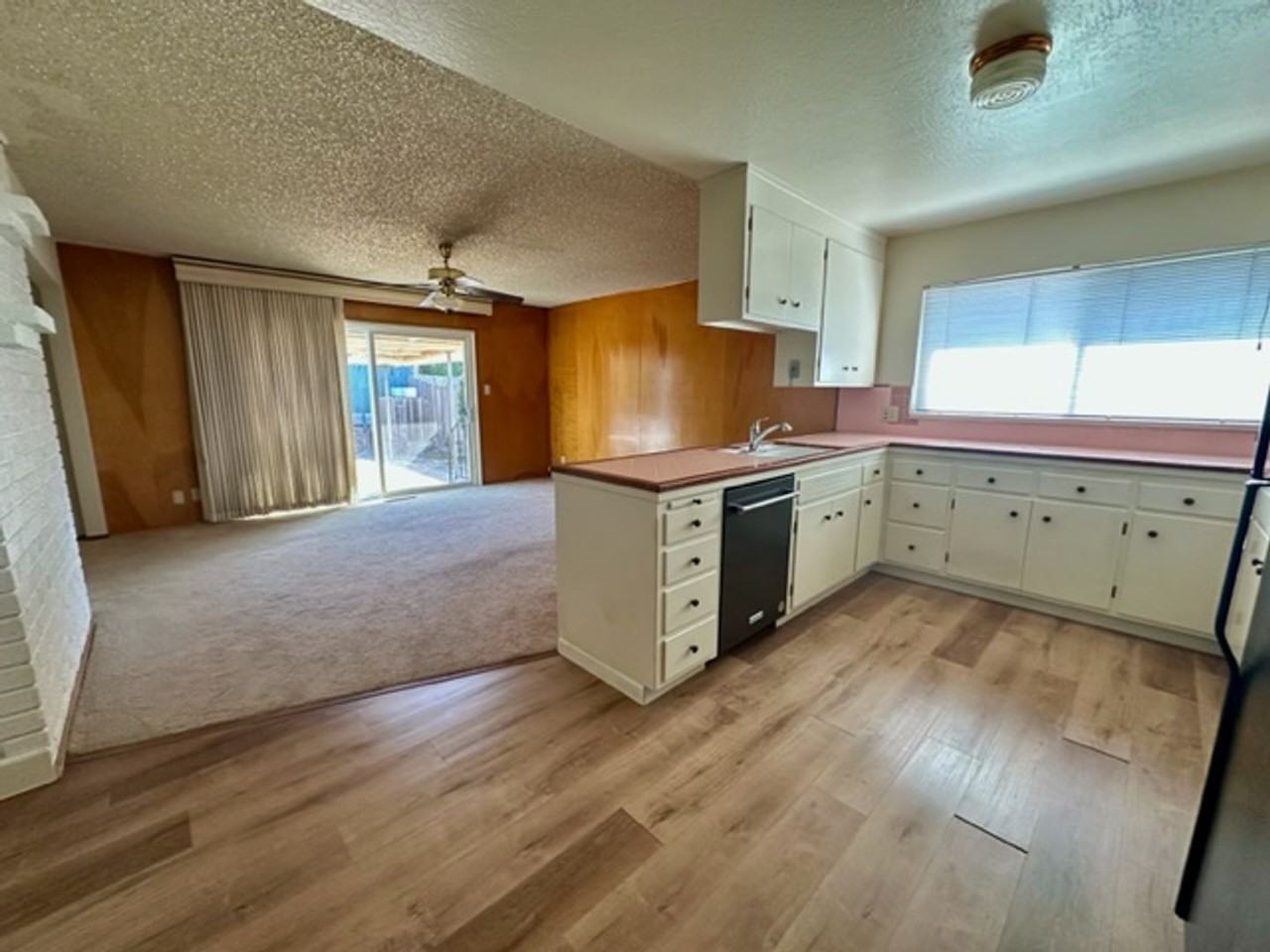 1962 Evergreen Ave - Photo 5 of 15