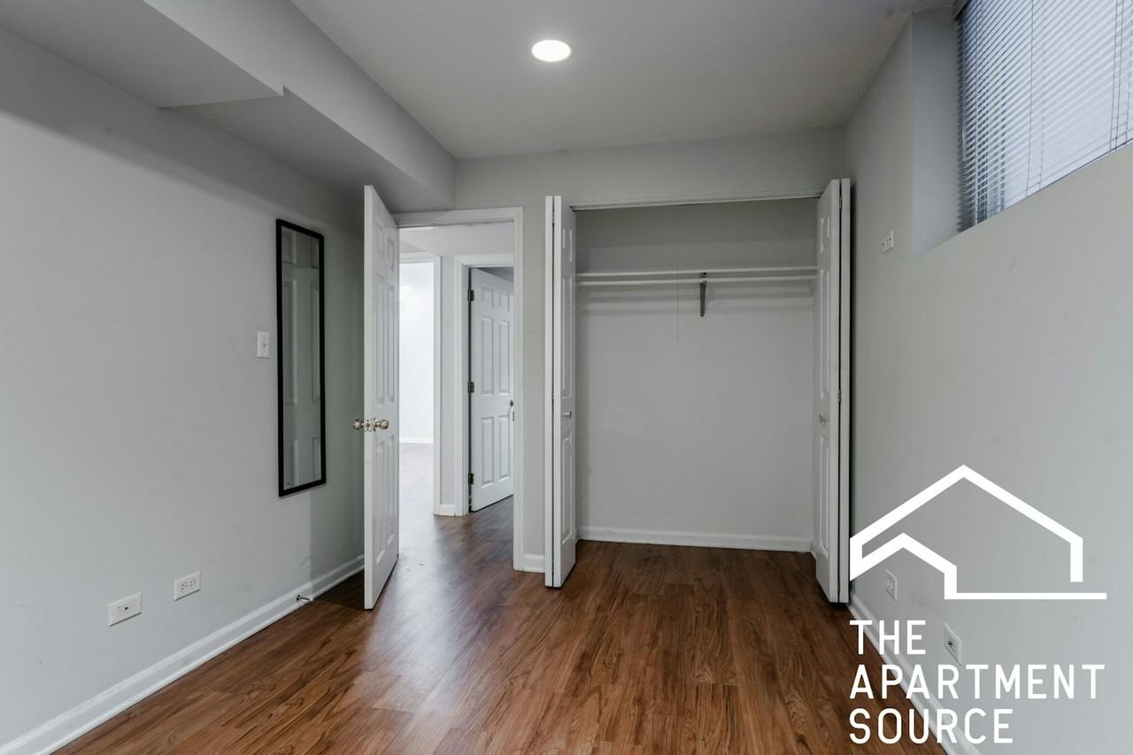 3216 North Racine Avenue, Unit G - Photo 5 of 16