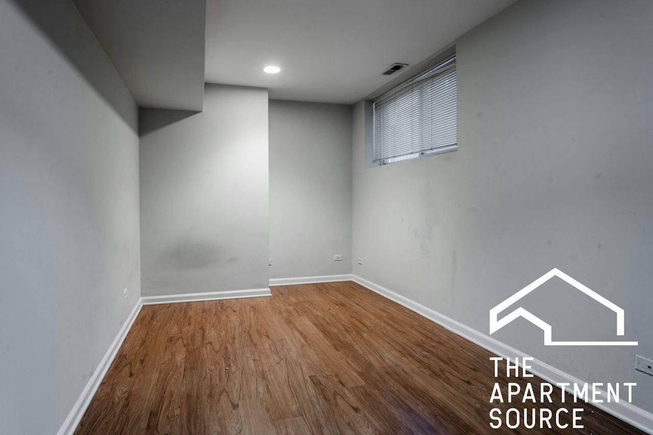 3216 North Racine Avenue, Unit G - Photo 7 of 16