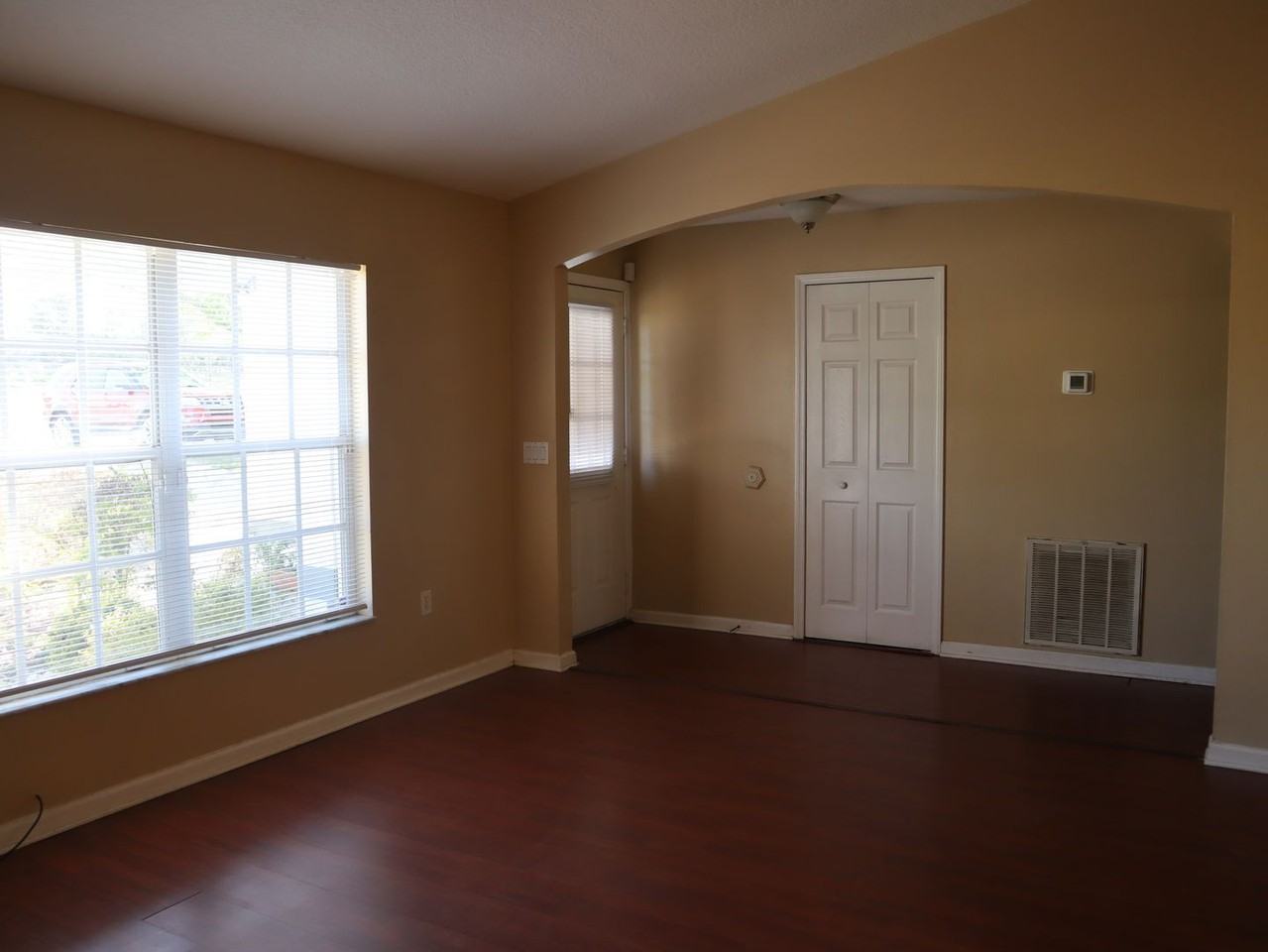 1618 Monica St - Photo 2 of 31