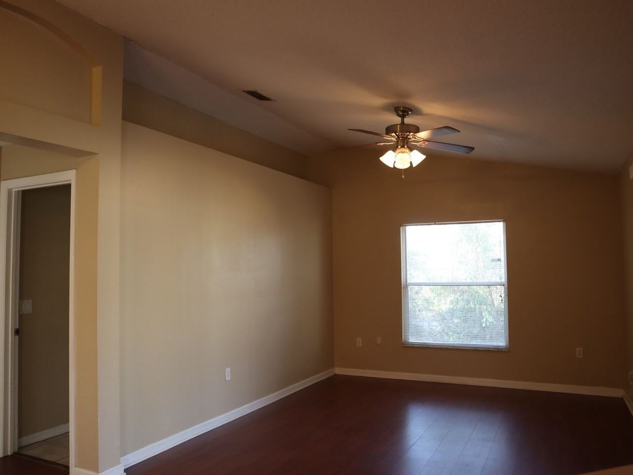 1618 Monica St - Photo 3 of 31