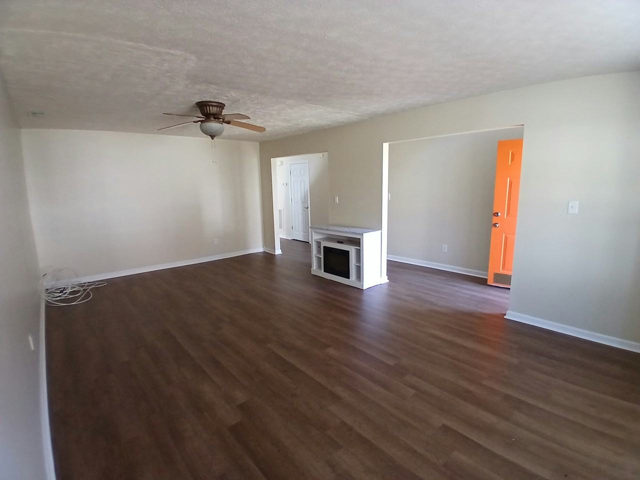 746 Kings Ridge Dr - Photo 3 of 26