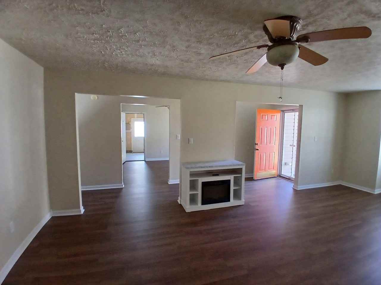 746 Kings Ridge Dr - Photo 4 of 26