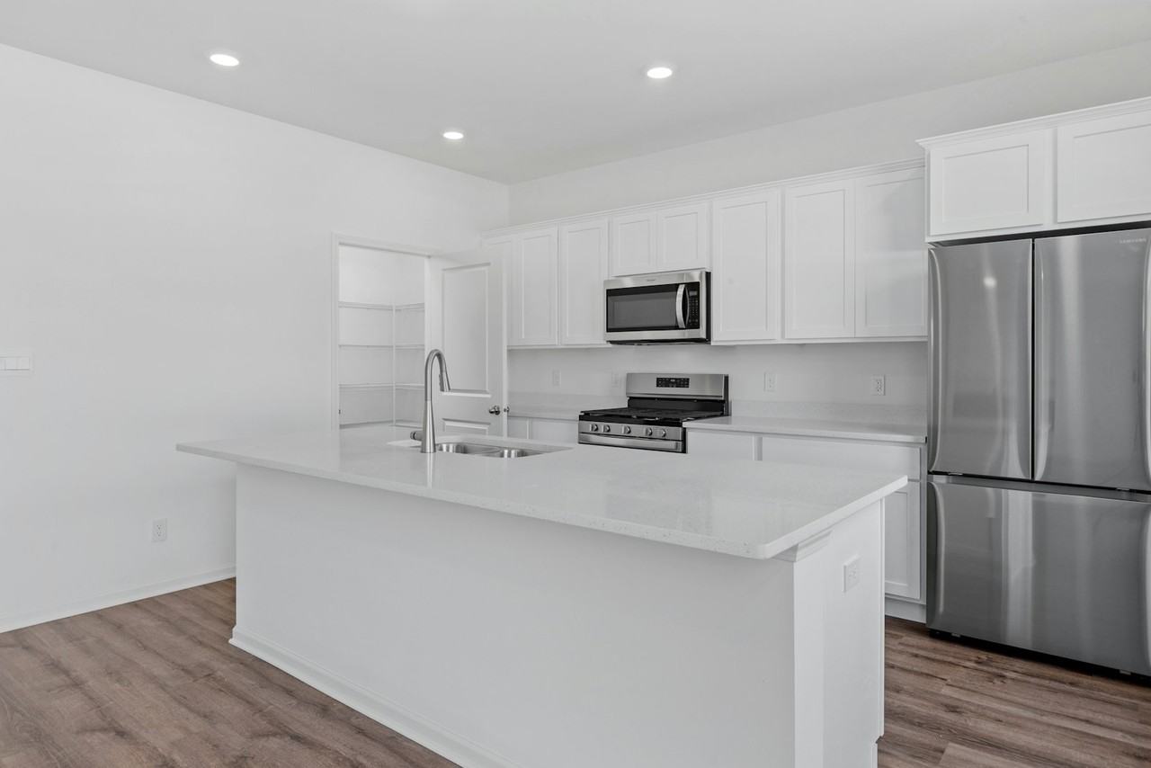 10350 Morse Place - Photo 6 of 26