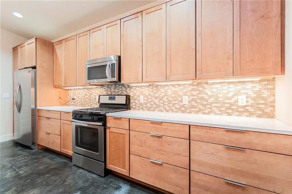 1404 Cometa St - Photo 4 of 16