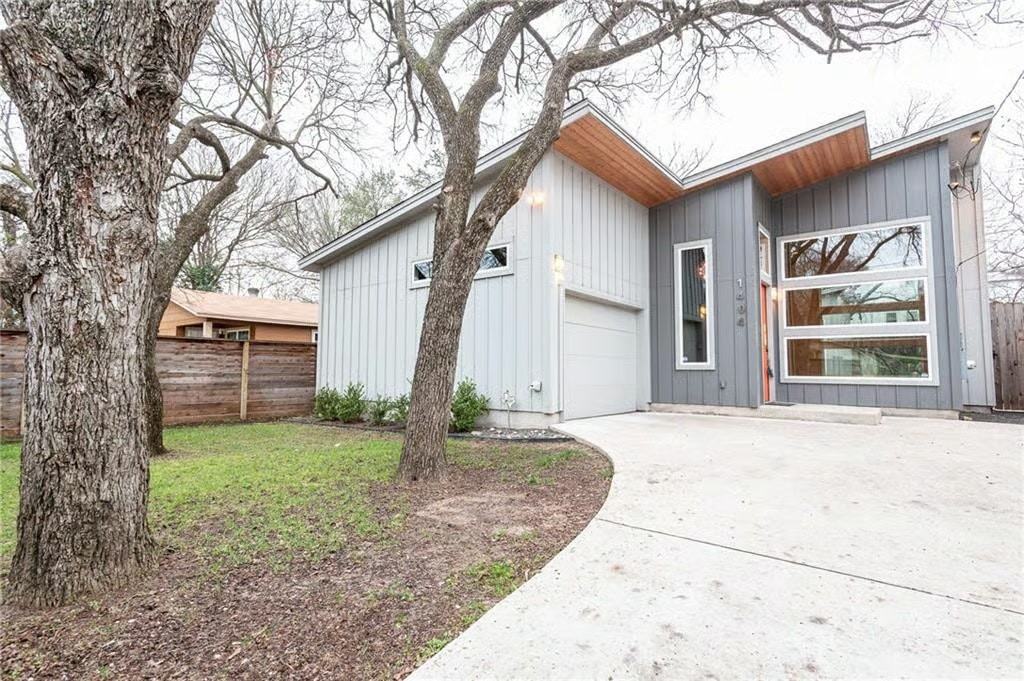 1404 Cometa St - Photo 6 of 16