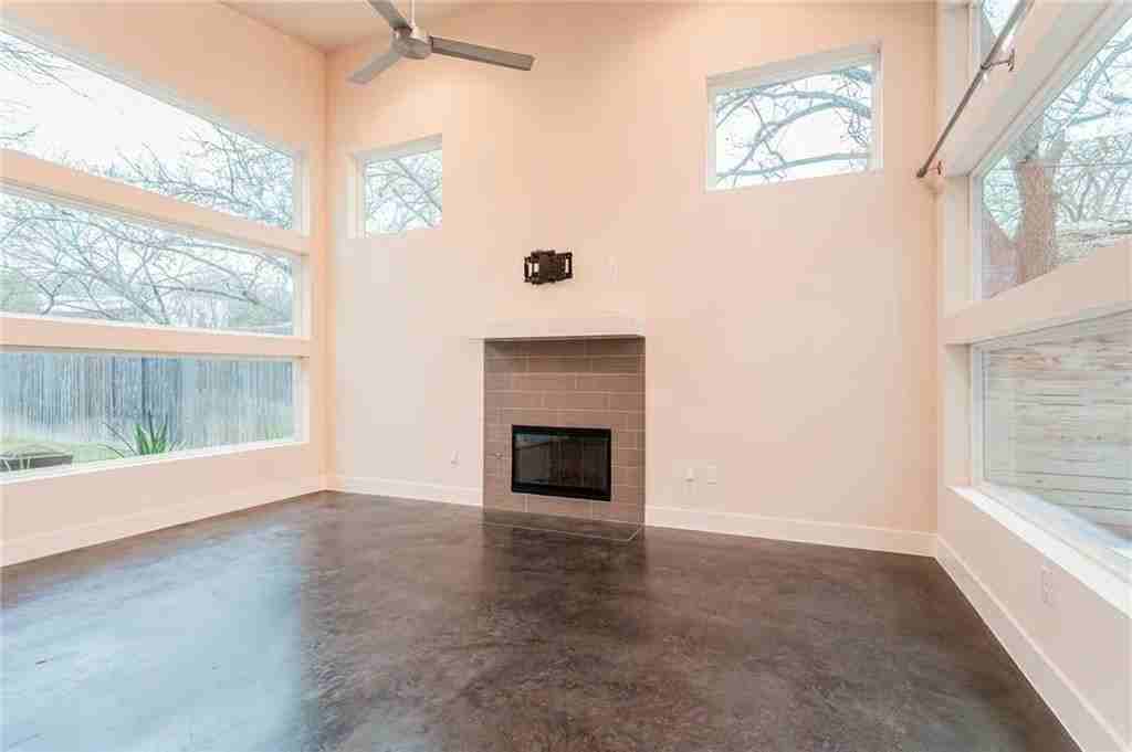 1404 Cometa St - Photo 7 of 16