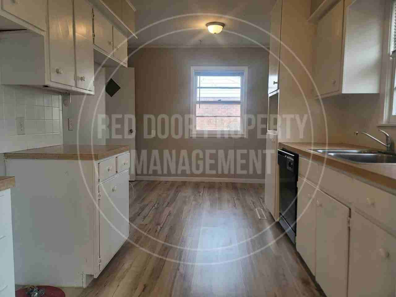 1502 Jump East - Photo 6 of 15