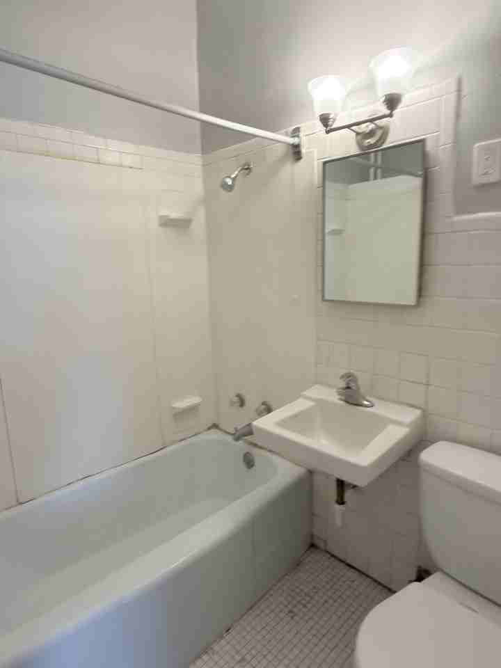 122 North 40th Street - Photo 7 of 16